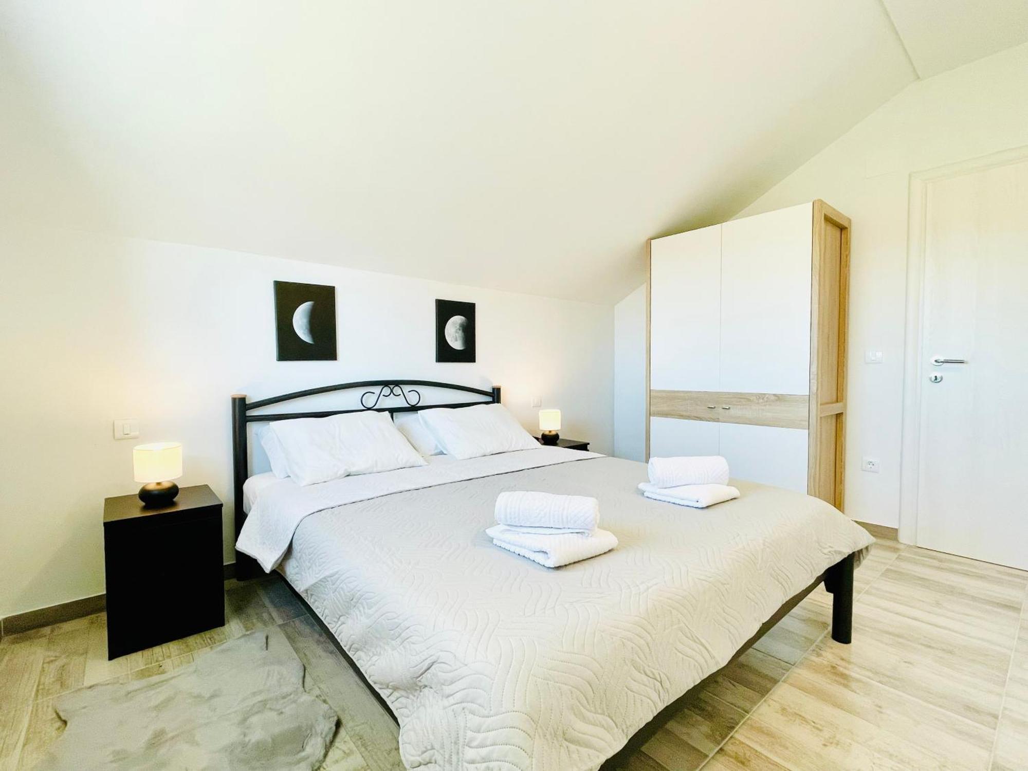 New Apartments Miya - Peroj Beach Extérieur photo